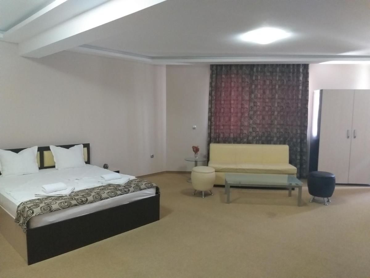 Отель Alexander Hotel Асеновград-37